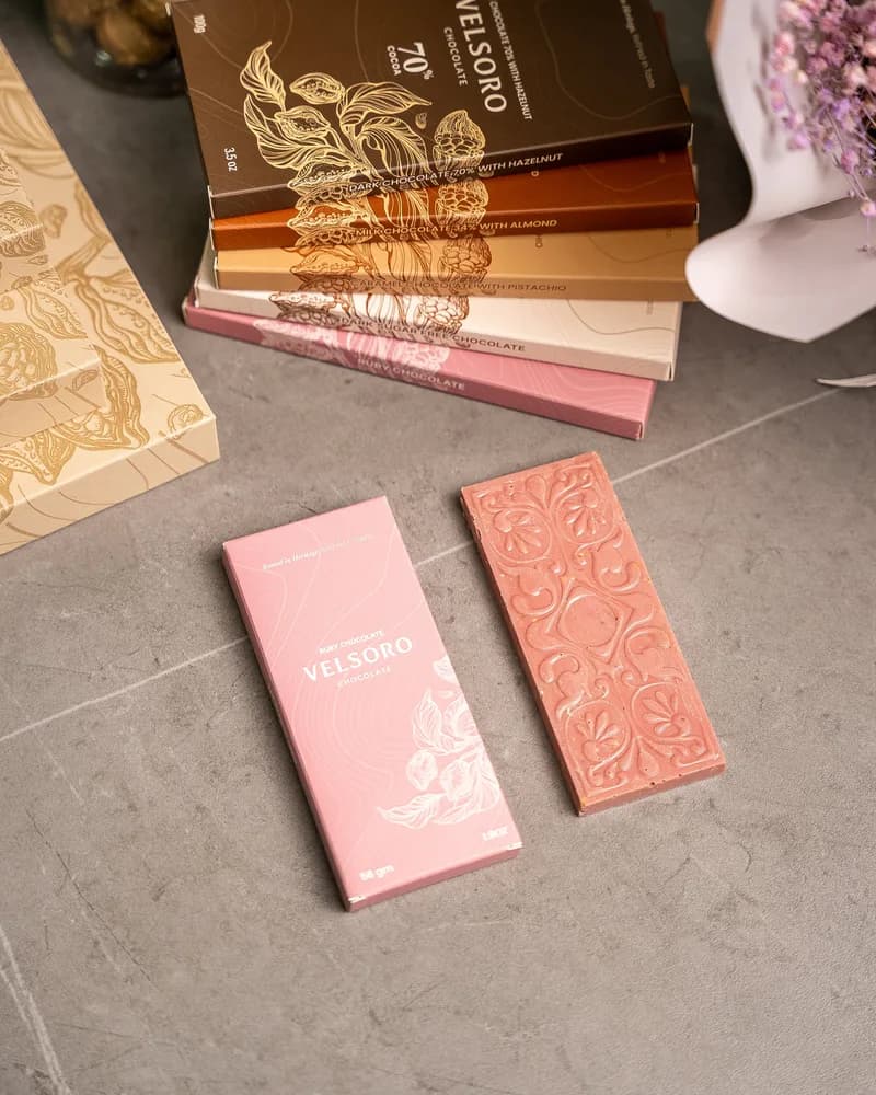Velsoro Ruby & Pistachio Bar 56g