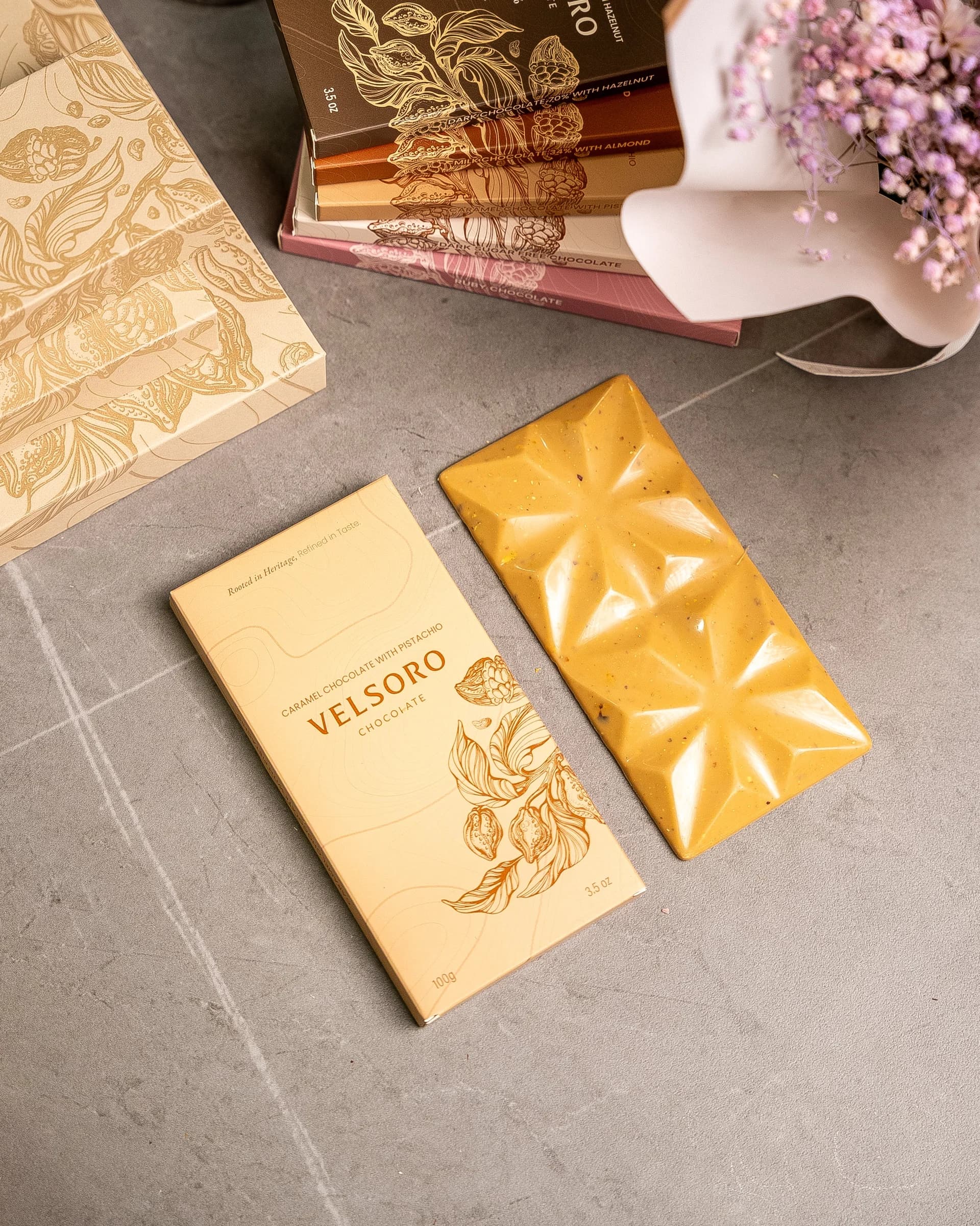 Velsoro Caramel & Pistachio Bar 100g